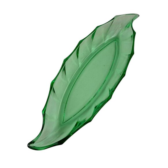 Vintage Heisey Dish Moongleam Twist Green Leaf-Shaped Celery Relish Candy - Picture 8 of 10